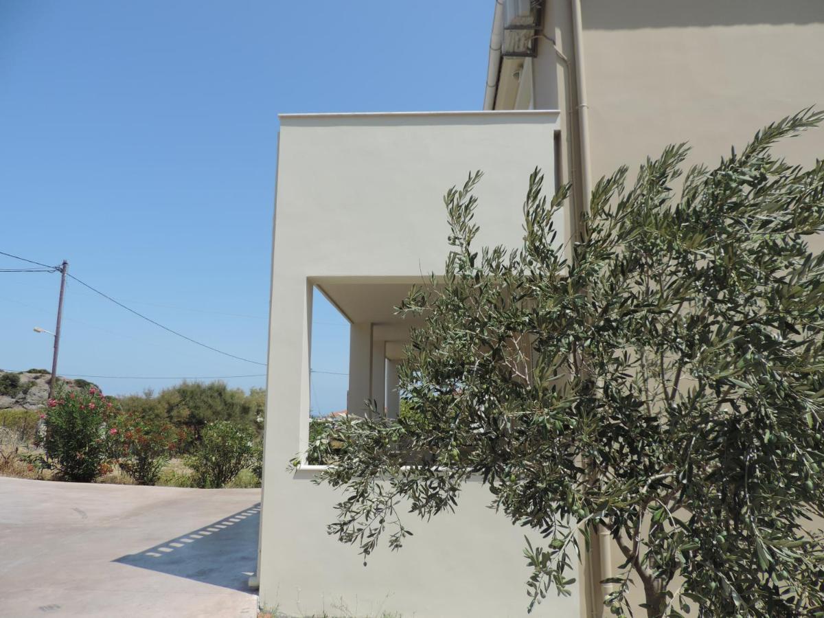 Fotis Apartments Skala Neon Kydonion 外观 照片